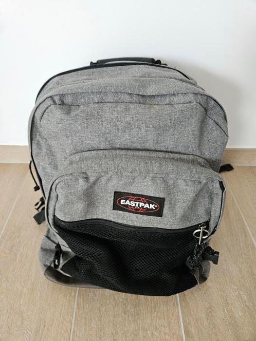 Eastpak rugzak/boekentas, Bijoux, Sacs & Beauté, Sacs | Sacs à dos, Utilisé, Eastpak, Moins de 25 cm, 30 à 45 cm, Étanche, Enlèvement