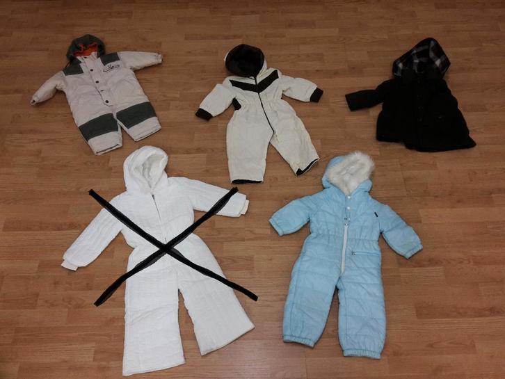 Skijasjes, 3 vintage / gebruikte en 1 splinternieuw, va 5 Eu, Enfants & Bébés, Vêtements enfant | Autre, Comme neuf, Garçon ou Fille