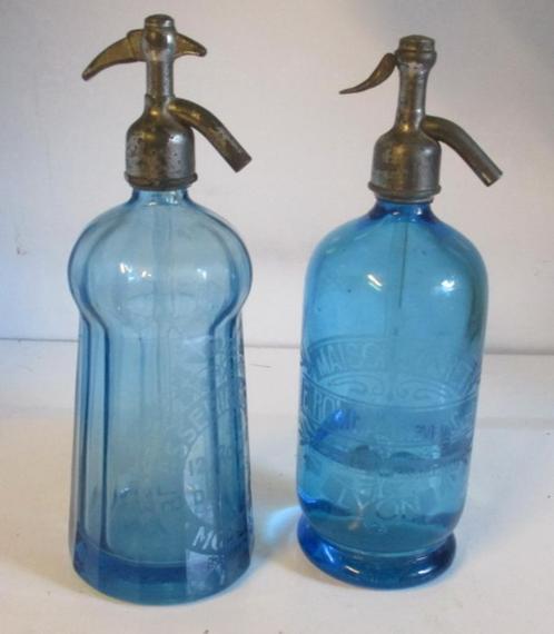 deux bouteilles de soda Siffon bleues anciennes Lyon Morlaux, Antiquités & Art, Antiquités | Verre & Cristal, Envoi