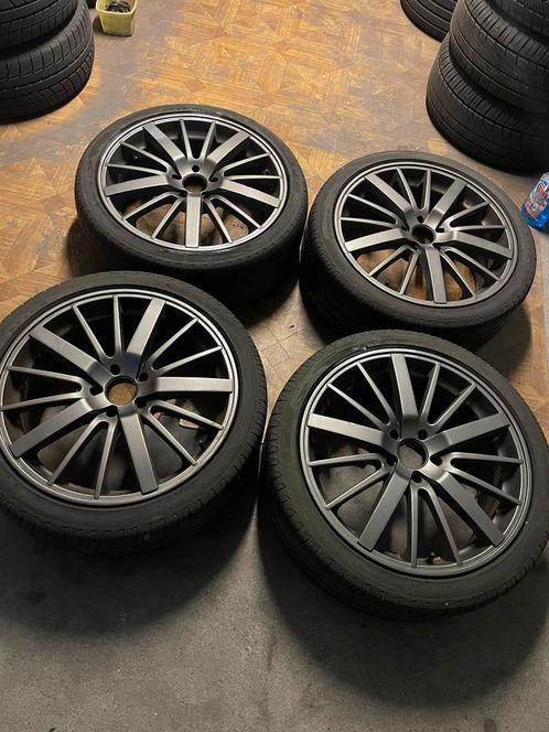Velgen met banden 18 inch/5x108/225/40/18 banden/velgen/, Auto diversen, Wieldoppen, Ophalen