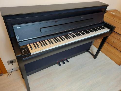 Superbe Yamaha Clavinova CLP-685  - Haut de Gamme-, Musique & Instruments, Pianos, Comme neuf, Piano, Noir, Enlèvement