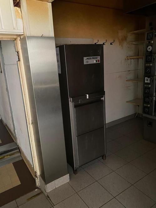 Liquidation Boulangerie, Elektronische apparatuur, Koelkasten en IJskasten, Zo goed als nieuw, Ophalen