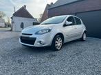Renault Clio 2012 bouwjaar, 1,2 benzine, 66000km, navigatie, Auto's, Handgeschakeld, Particulier, Zilver of Grijs, 1149 cc