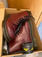 Laarzen Dr. Martens 1460 maat 38,5-39, Kleding | Dames, Schoenen, Ophalen of Verzenden, Zo goed als nieuw, Rood