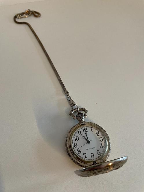 Dames zakhorloge, (deels zilver/jaren '70), te herstellen., Handtassen en Accessoires, Horloges | Dames, Gebruikt, Zakhorloge