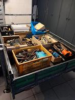 De nombreux outils, Bricolage & Construction, Enlèvement