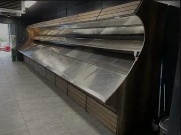 Kratten Presentatie wand beschikbaar voor biedingen