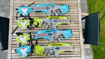 4x Lasergun, megablaster + 4 gekoppelde vesten beschikbaar voor biedingen