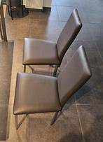 4 kunstlederen grijze stoelen, Huis en Inrichting, Stoelen, Ophalen, Gebruikt, Leer, Vier