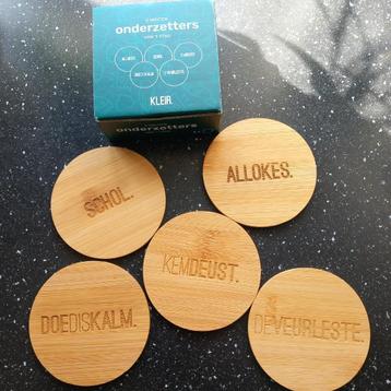 Leuke onderzetters beschikbaar voor biedingen