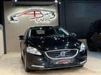 Volvo V40 2.0 D2 * GARANTIE 12 MOIS * (bj 2016), Stof, Gebruikt, 4 cilinders, 1969 cc