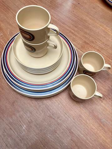 Mepal Vintage kampeerservies jaren ‘70 beschikbaar voor biedingen