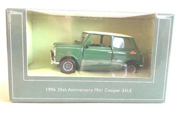 Mini Cooper 35th Anniversary 35LE Corgi CP82273.   beschikbaar voor biedingen