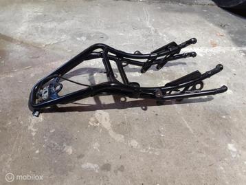 Achterframe subframe frame 749 999 beschikbaar voor biedingen