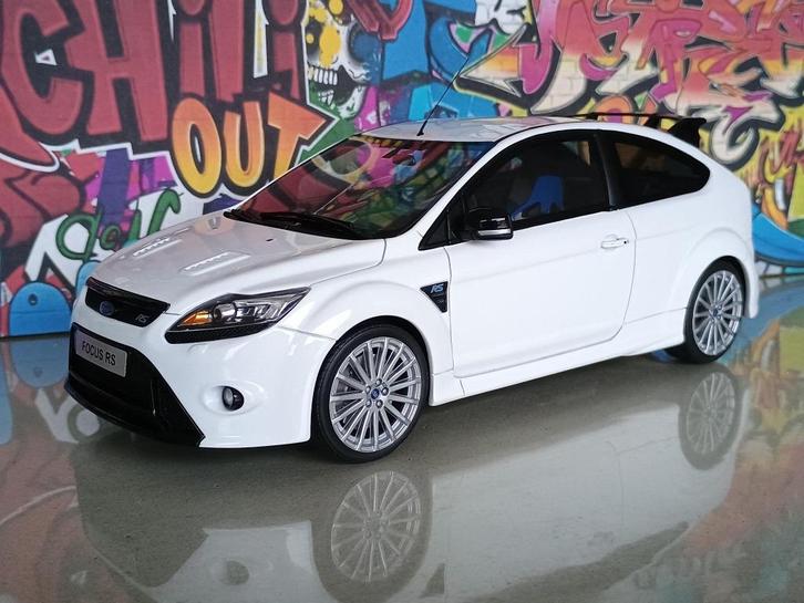 Ford Focus RS Mk2 OttoMobile 1/18 --NIEUW--, Hobby en Vrije tijd, Modelauto's | 1:18, Nieuw, Auto, OttOMobile, Ophalen of Verzenden