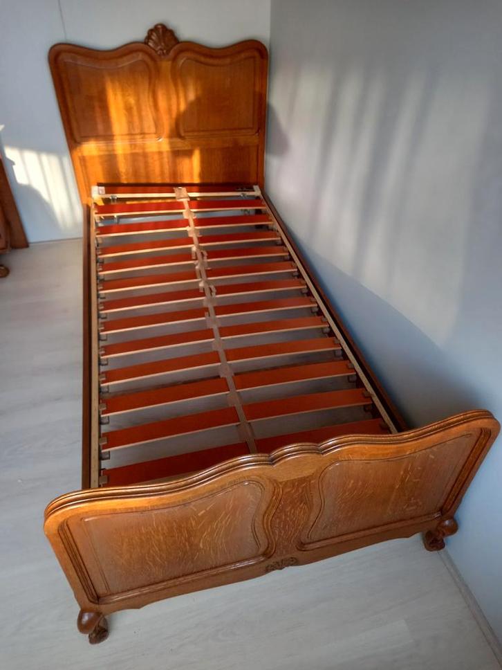 Bed + lattenbodem (2x beschikbaar in zelfde uitvoering), Huis en Inrichting, Slaapkamer | Bedden, Ophalen