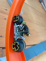 Hot wheels garage en stunt moto, Ophalen, Racebaan, Zo goed als nieuw, Zelf te bouwen