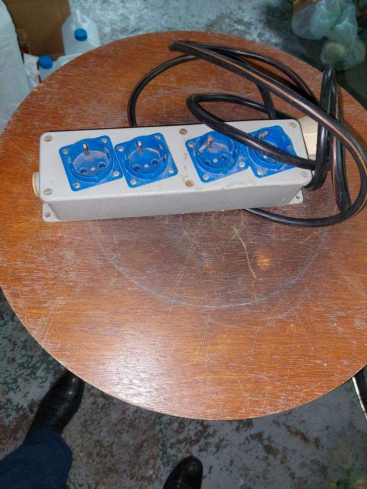 VERDEELHOUDER NOG STEEDS TE KOOP  HOOGACHTEND JEAN PIERRE, Hobby en Vrije tijd, Knutselen, Ophalen