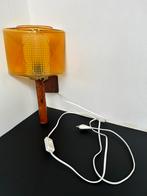 Vintage okergele wandlamp, Ophalen, Gebruikt