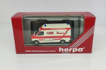 1:87 Herpa 043229 Mercedes Benz Sprinter Ambulance Frankfurt