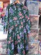 zelfgemaakte jurk, Kleding | Dames, Ophalen of Verzenden, Zo goed als nieuw, Groen, Onder de knie