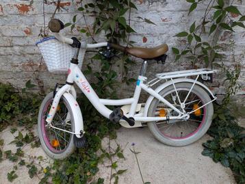 Lief 16 inch meisjes fiets beschikbaar voor biedingen