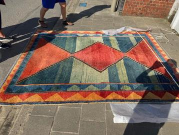 tapijt Iran beschikbaar voor biedingen
