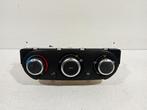 KACHEL BED. PANEEL Renault Clio IV (5R) (01-2012/08-2021), Gebruikt, Renault
