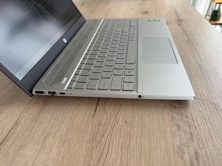 Ordinateur portable - 15.6"- 512 Go - 8 Go RAM - Windows 11, Informatique & Logiciels, Ordinateurs portables Windows, Comme neuf