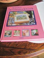 Margriet kruissteekboek-veel patronen/mooie afbeeldingen, Boeken, Remy Ludolphy, Ophalen of Verzenden, Zo goed als nieuw, Borduren en Naaien