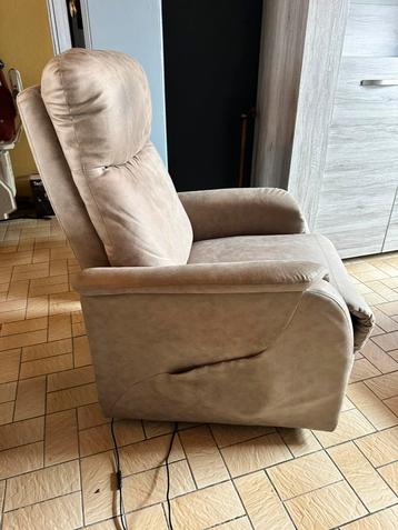 Fauteuil électrique  beschikbaar voor biedingen