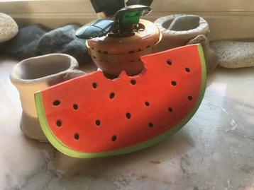 Wally the Watermelon bijtring voor baby's Oli & Carol beschikbaar voor biedingen