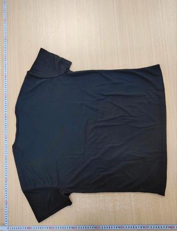 Nike sports t-shirt & short beschikbaar voor biedingen