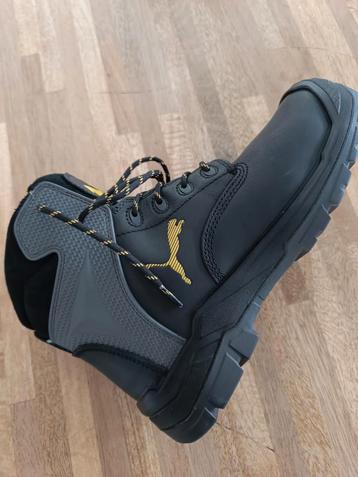 Puma Borneo MT mid verschillende maten.  beschikbaar voor biedingen