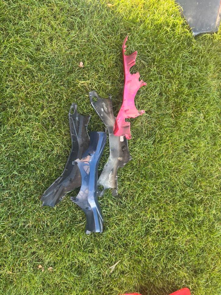 Honda Wallaroo onderdelen, Fietsen en Brommers, Brommeronderdelen | Snorfietsen, Zo goed als nieuw, Kap, Ophalen