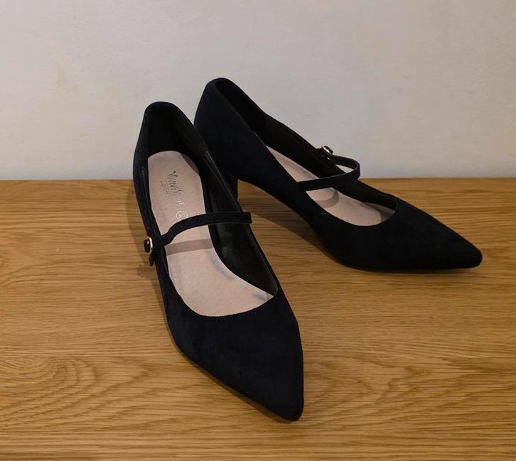 Young Spirit London zwarte pumps - T.40, Kleding | Dames, Schoenen, Zo goed als nieuw, Pumps, Zwart, Ophalen of Verzenden