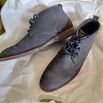 schoenen, Blauw, Ophalen of Verzenden, Zo goed als nieuw, Veterschoenen