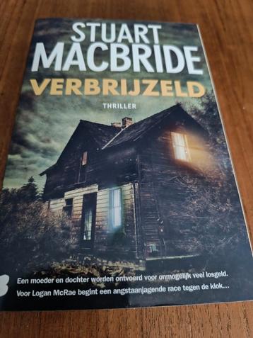 Verbrijzeld, Enlèvement, Comme neuf