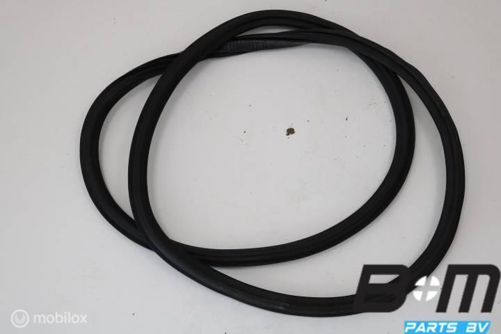 Portierrubber carrosseriezijde LV of RV Audi Q3 8U, Auto-onderdelen, Interieur en Bekleding, Gebruikt