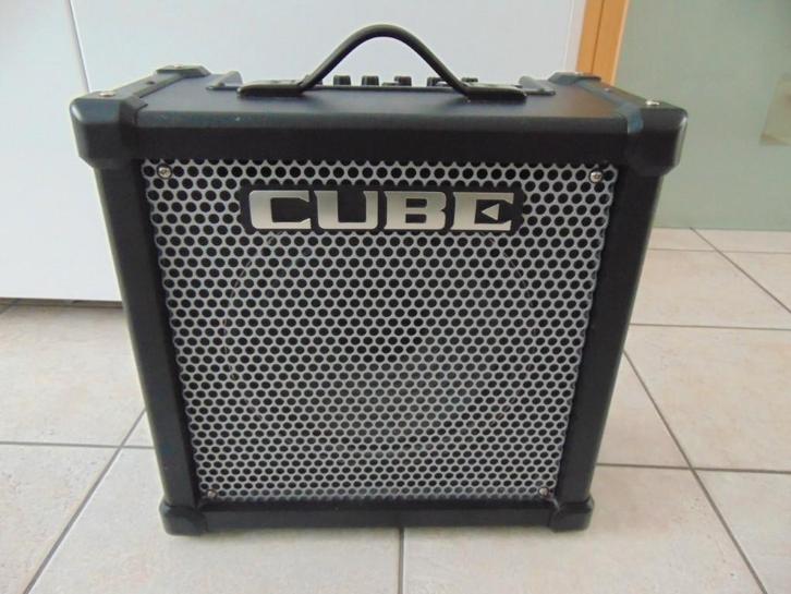 Ampli de guitare Roland Cube-40GX 1x10 pouces 40W neuf !, Musique & Instruments, Amplis | Basse & Guitare, Neuf, Guitare, 50 à 100 watts