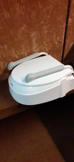 Toiletverhoger met deksel en armleuningen, Diversen, Ophalen of Verzenden, Zo goed als nieuw