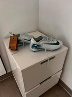 Nike voetbalschoenen Nieuw maat 38.5, Kinderen en Baby's, Ophalen of Verzenden, Zo goed als nieuw