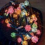 50 DELIGE KERSTVERLICHTING MET GEKLEURDE LAMPJES / DIAMANTJE, Ophalen of Verzenden