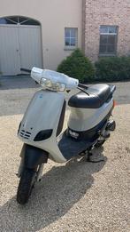 Piaggio zip type 3 RST A klasse, Fietsen en Brommers, Ophalen, Zo goed als nieuw, Piaggio