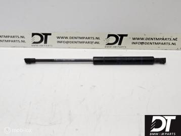 Gasveer motorkap BMW 5-serie E39 51238174866 beschikbaar voor biedingen