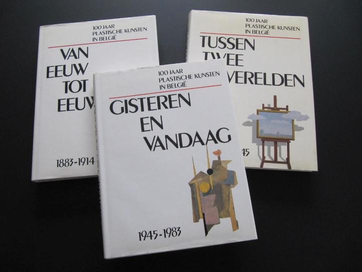 Boeken "100 Jaar Plastische Kunsten in België", Boeken, Kunst en Cultuur | Beeldend, Zo goed als nieuw, Overige onderwerpen, Ophalen