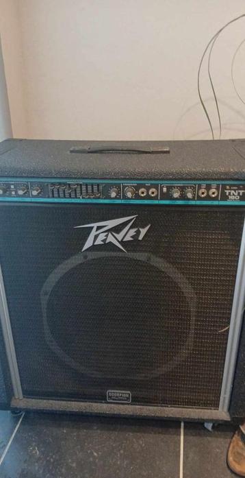 PEAVY HEAVY BASSGUITAAR VERSTERKER  beschikbaar voor biedingen