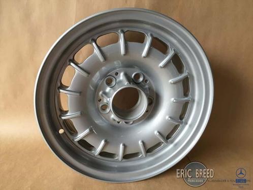 Set van 4 kroonkurkvelgen voor Mercedes R107 W115 W116 W123, Autos : Pièces & Accessoires, Pneus & Jantes, Jante(s), 14 pouces