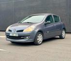 SLECHTS 17.000 KM! Renault Clio 1.2 Benzine, Voorwielaandrijving, 4 deurs, Stof, Elektrische ramen