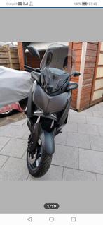 Yamaha Xmax Tech 300, Fietsen en Brommers, Ophalen of Verzenden, Zo goed als nieuw